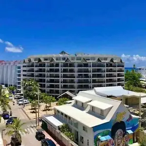 Apartamento 1 Cuadra De La Playa Principal 